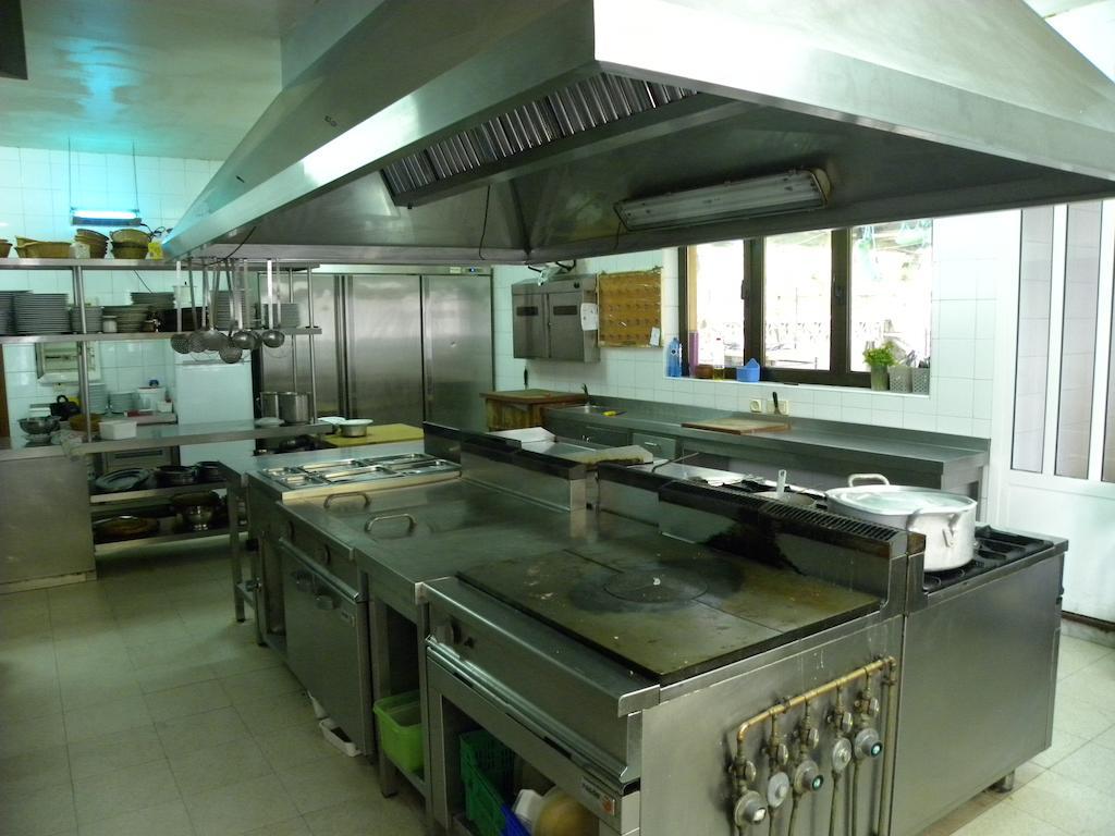 Hotel Restaurante Casa Fernando Ballota Buitenkant foto